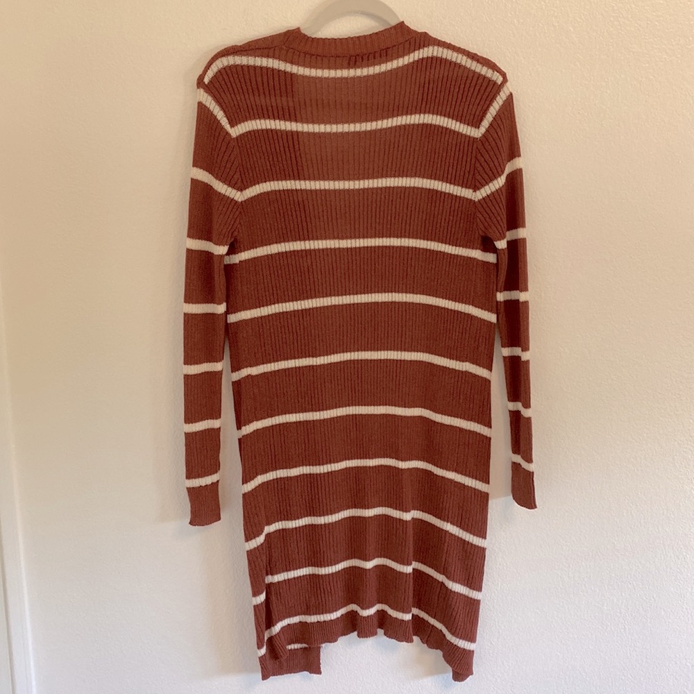 Size S Doe & Rae Sweater - Picture 2 of 3